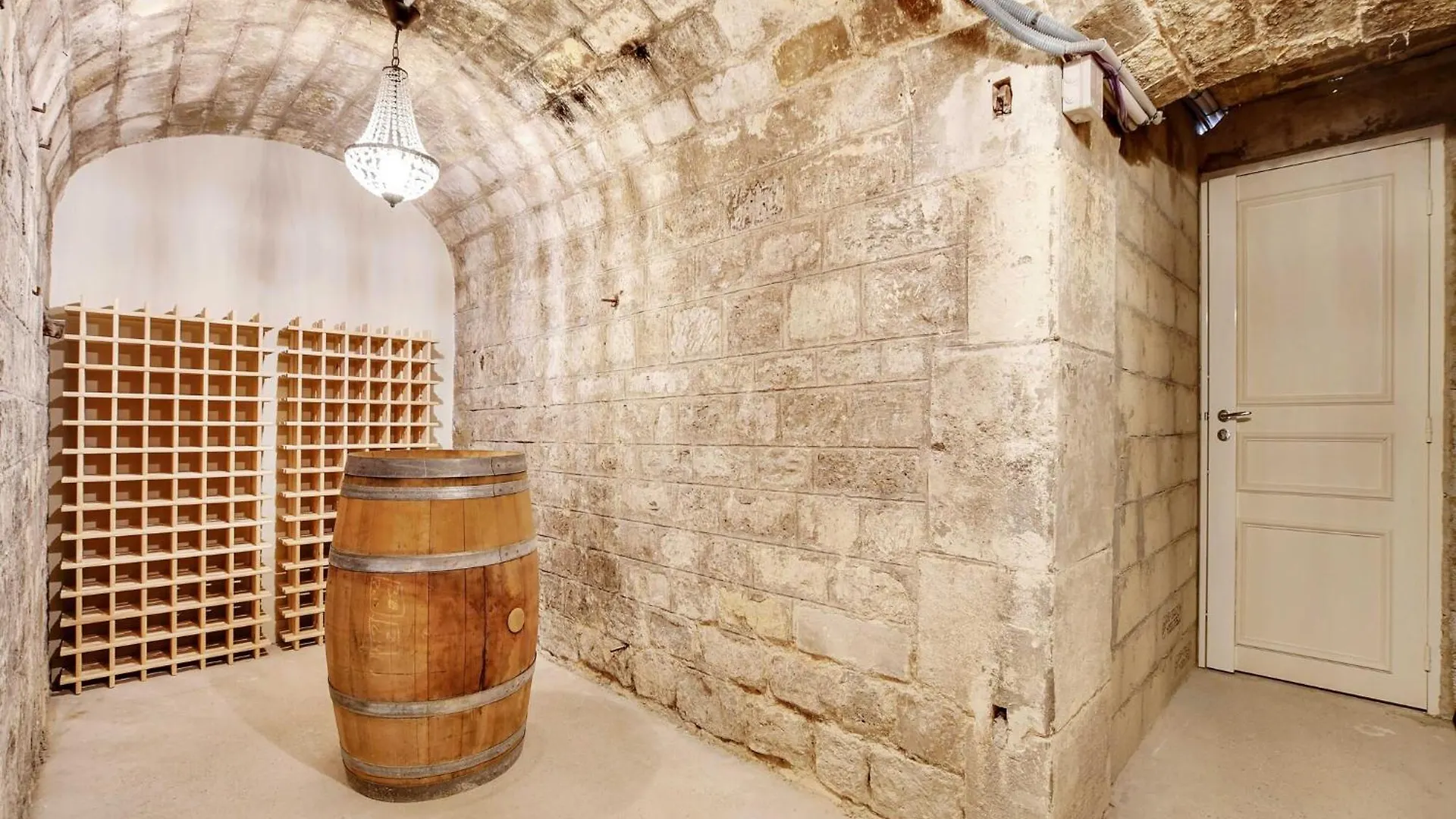 Exceptional House Sauna, Gym, Cinema, Wine Cellar Paris 0*,  France